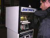 Dank dieser Automaten kann man in ganz Italien zu jeder Uhrzeit tanken