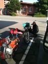 Zwei Mopeds auf dem Weg zum Schluchtenflitzer Treffen in Schrobenhausen.